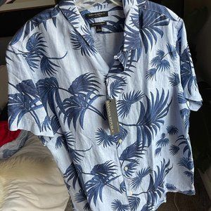 BANANA REPUBLIC - LINEN SHORT SLEEVE BUTTON DOWN - TROPICAL PALM TREES (large)